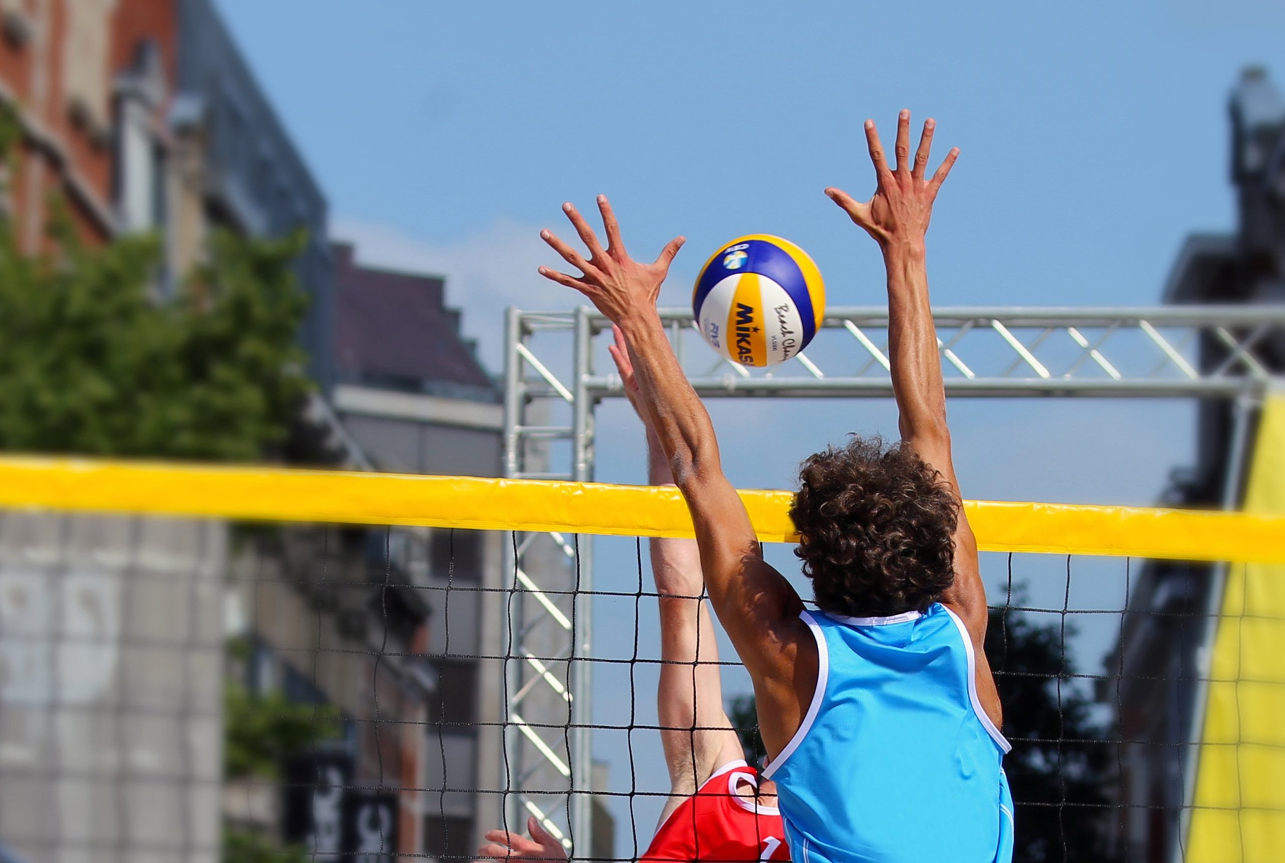 beach-volleyball-6483905